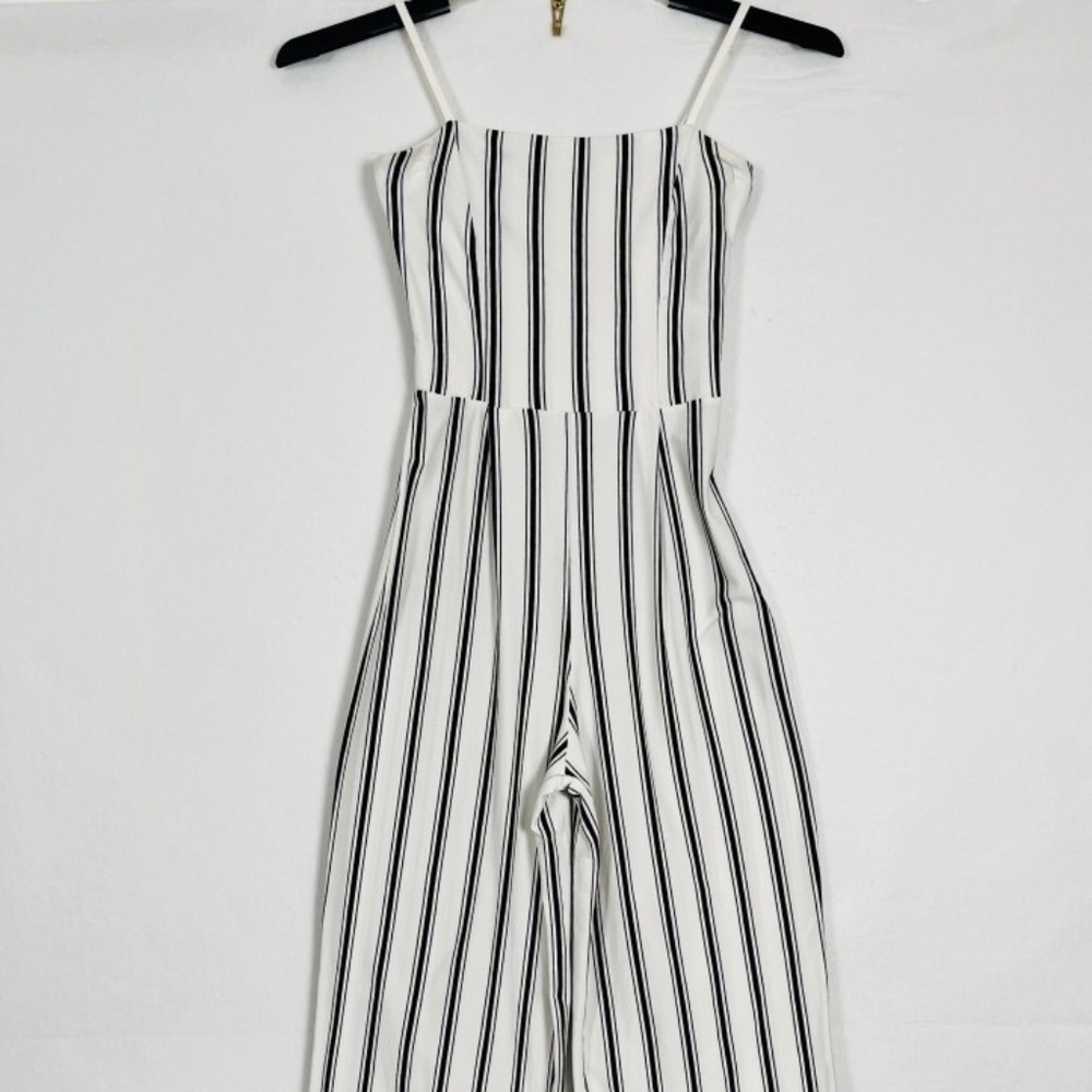 Bershka Romper Playsuit White Black Pinstripe Spag. Strap Wide Leg Cropped XS